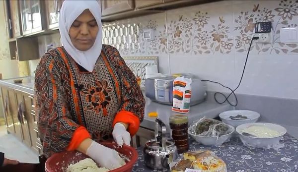 المطابخ البيتية.. هكذا تعيل الفلسطينيات أسرهن