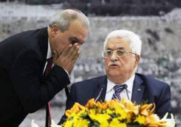 على ذمة قناة عبرية .. الرئيس عباس لـ"اسرائيل": نحاول إيجاد طريقة أخرى لدفع رواتب الشهداء والأسرى 
